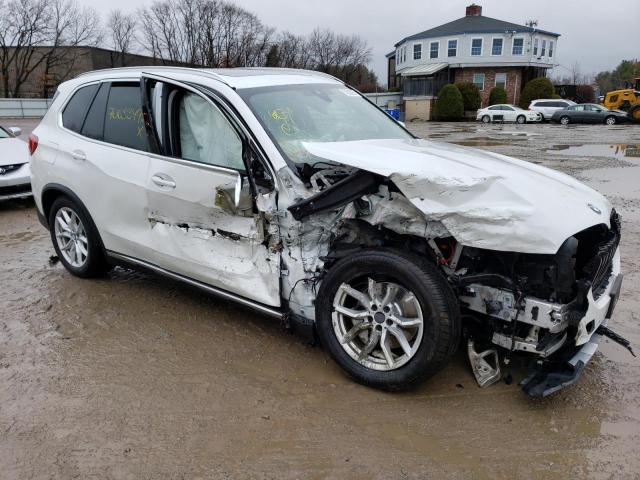 5UXCR6C09LLL66896 - 2020 BMW X5 XDRIVE40I WHITE photo 4