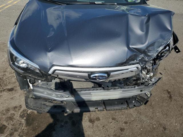 JF2SKAJC1LH448420 - 2020 SUBARU FORESTER PREMIUM GRAY photo 12