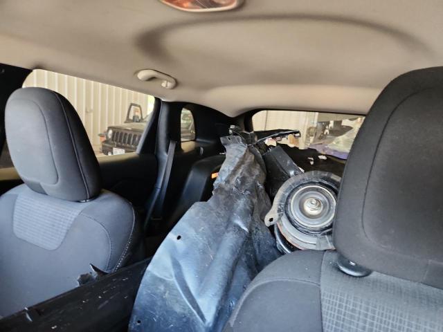 1C4PJLCB0HW586752 - 2017 JEEP CHEROKEE LATITUDE BLACK photo 10