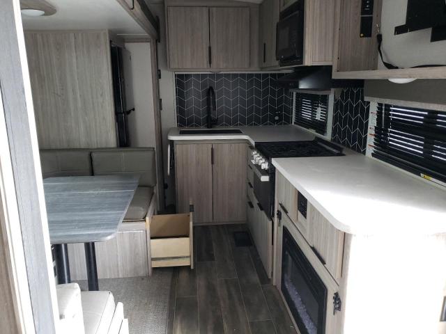 4YDT24025MD413463 - 2021 KEYSTONE PASSPORT BEIGE photo 5