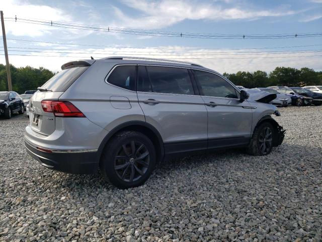 3VV2B7AX5NM039051 - 2022 VOLKSWAGEN TIGUAN SE Gümüş fotoğraf 3