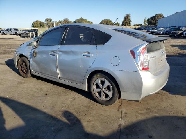 JTDKN3DU7D5672512 - 2013 TOYOTA PRIUS SILVER photo 2