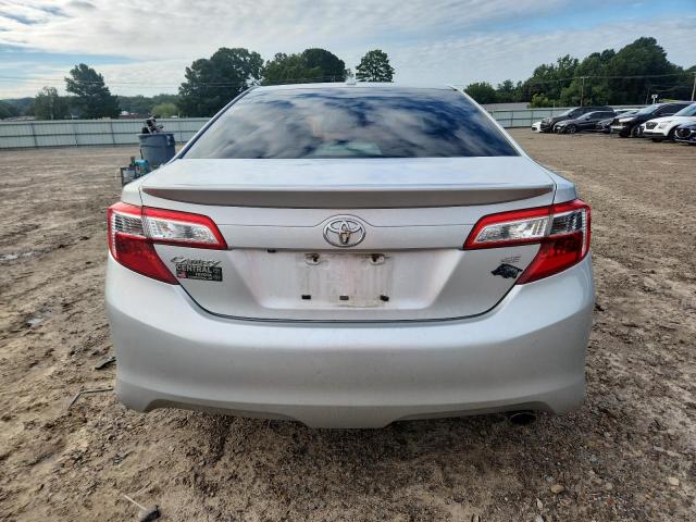 4T1BF1FK2CU616832 - 2012 TOYOTA CAMRY BASE SILVER photo 6