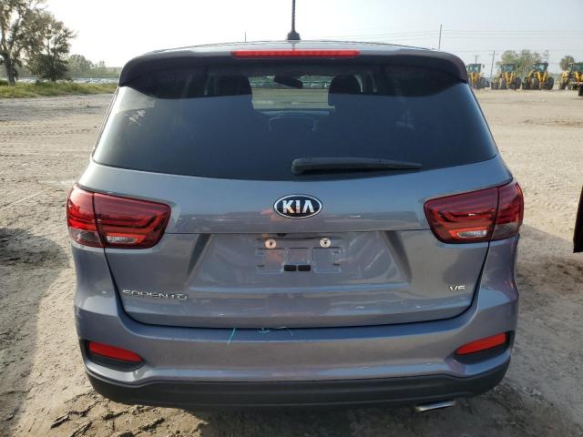 5XYPGDA54LG612213 - 2020 KIA SORENTO S SILVER photo 6