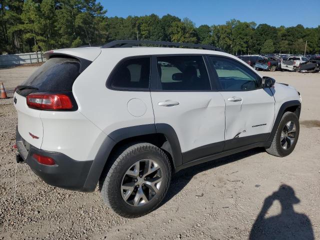 1C4PJMBX2JD532874 - 2018 JEEP CHEROKEE TRAILHAWK WHITE photo 3