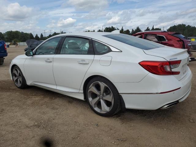 1HGCV2F95JA020922 - 2018 HONDA ACCORD TOURING თეთრი ფოტო 2