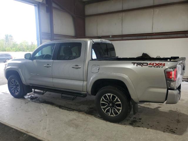 3TMCZ5AN2NM463871 - 2022 TOYOTA TACOMA DOUBLE CAB Gümüş foto 2