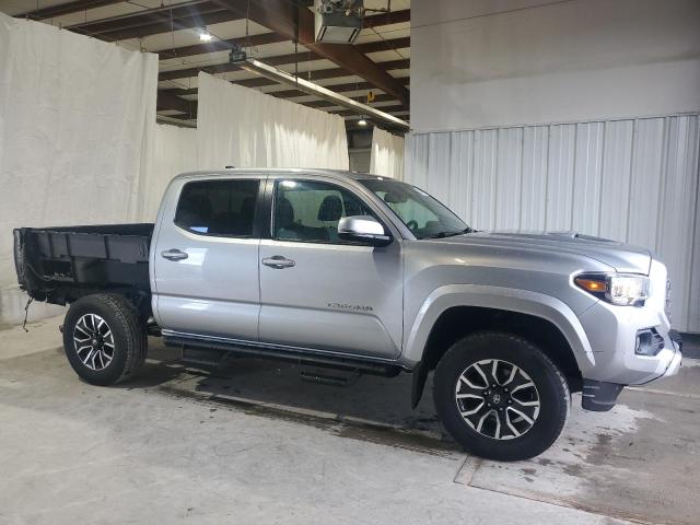 3TMCZ5AN2NM463871 - 2022 TOYOTA TACOMA DOUBLE CAB Gümüş foto 4