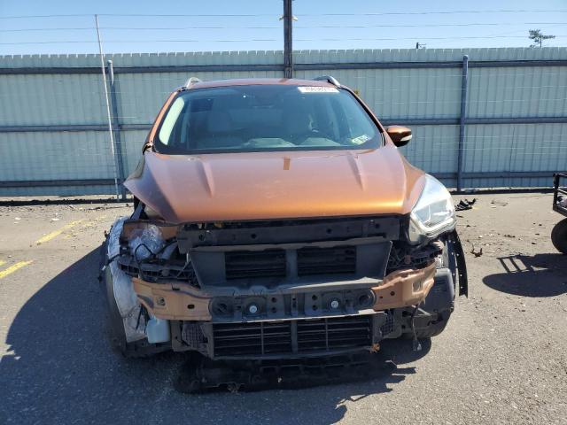 1FMCU9J97HUA91223 - 2017 FORD ESCAPE TITANIUM BROWN photo 5