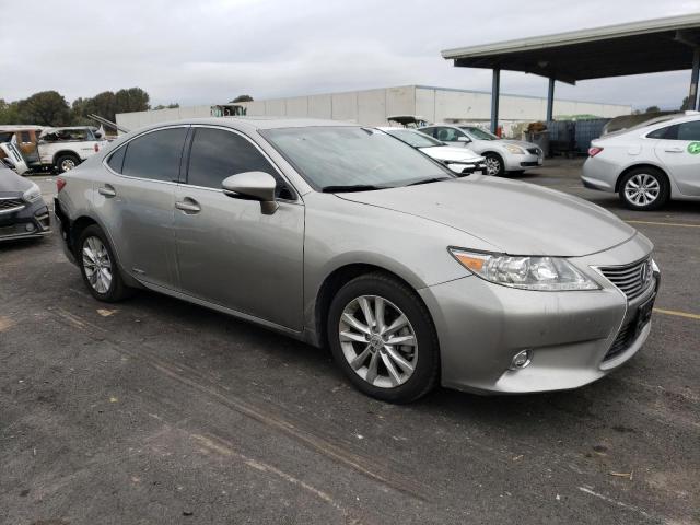 JTHBW1GG1F2078153 - 2015 LEXUS ES 300H SILVER photo 4