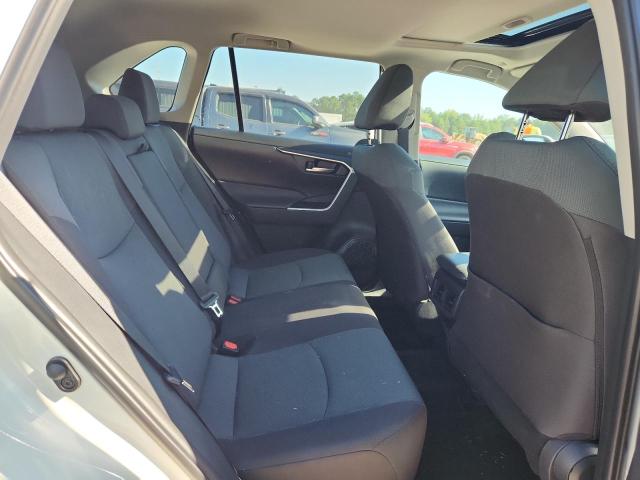 2T3W1RFV2RC298463 - 2024 TOYOTA RAV4 XLE WHITE photo 11