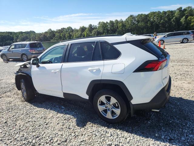 2T3W1RFV2RC298463 - 2024 TOYOTA RAV4 XLE WHITE photo 2