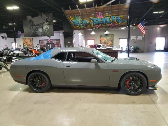 2C3CDZFJ3PH562930 - 2023 DODGE CHALLENGER R/T SCAT PACK GRAY photo 1