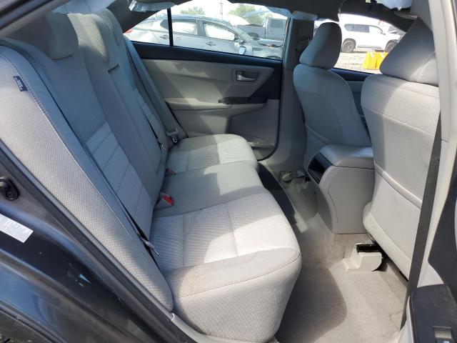 4T1BF1FK1GU529123 - 2016 TOYOTA CAMRY LE GRAY photo 10
