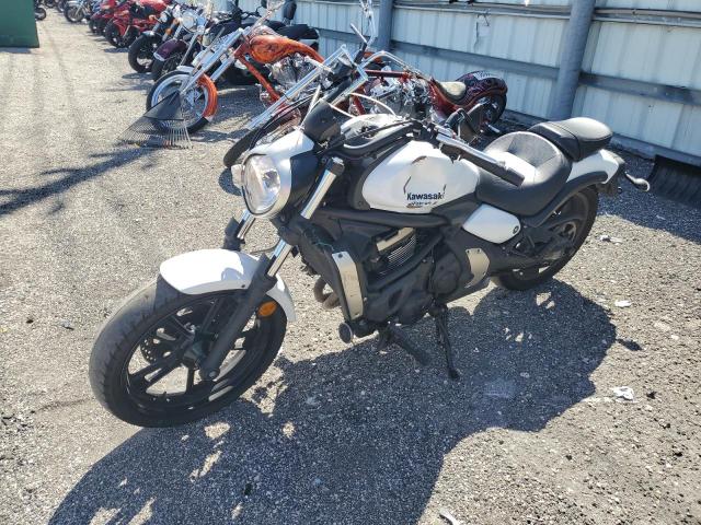 JKAENEA15FDA02076 - 2015 KAWASAKI EN650 A 白色 照片 2