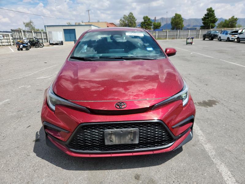 5YFS4MCE7RP191267 - 2024 TOYOTA COROLLA SE 勃艮第红 照片 5