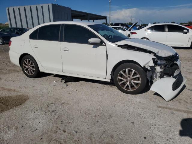 3VWDX7AJ5CM416735 - 2012 VOLKSWAGEN JETTA SE WHITE photo 4