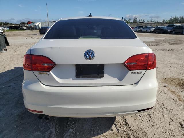 3VWDX7AJ5CM416735 - 2012 VOLKSWAGEN JETTA SE WHITE photo 6