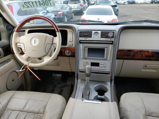 5LMFU28R64LJ30651 - 2004 LINCOLN NAVIGATOR 黑色 照片 8