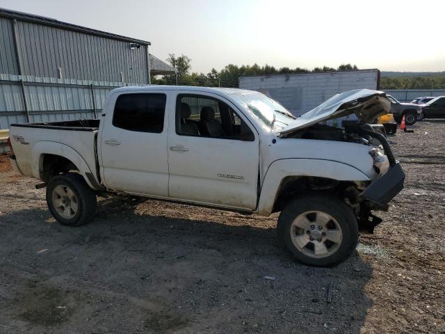 5TELU42N75Z128440 - 2005 TOYOTA TACOMA DOUBLE CAB WHITE photo 4