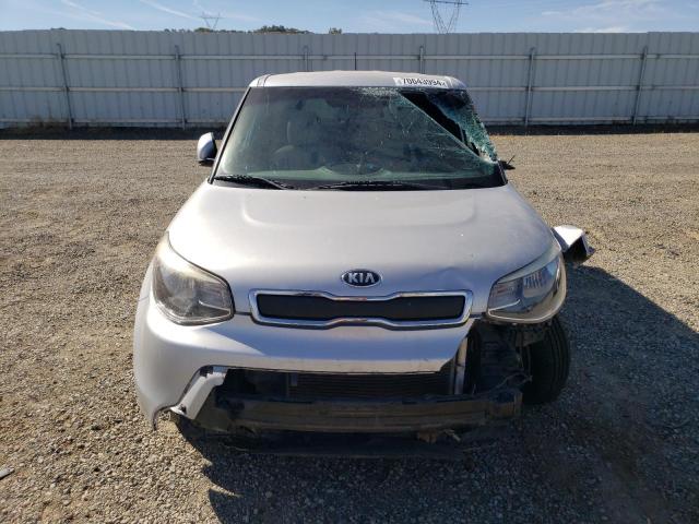 KNDJN2A23G7858663 - 2016 KIA SOUL SILVER photo 5