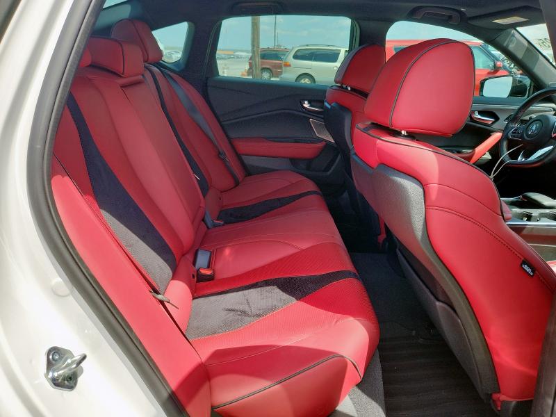 19UUB5F50NA002815 - 2022 ACURA TLX TECH A WHITE photo 10