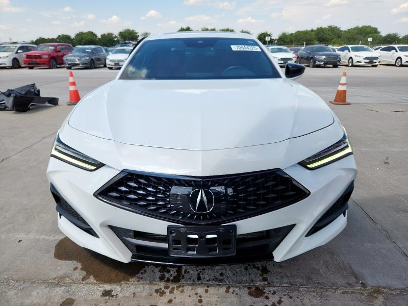 19UUB5F50NA002815 - 2022 ACURA TLX TECH A WHITE photo 5