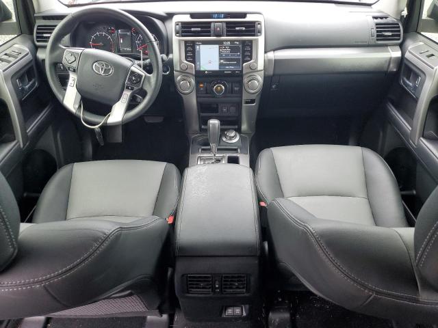 JTENU5JR9N5998708 - 2022 TOYOTA 4RUNNER SR5/SR5 PREMIUM 银色 照片 8