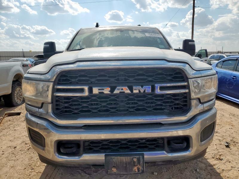 3C6UR5CL1RG212044 - 2024 RAM 2500 TRADESMAN Սպիտակ լուսանկար 5