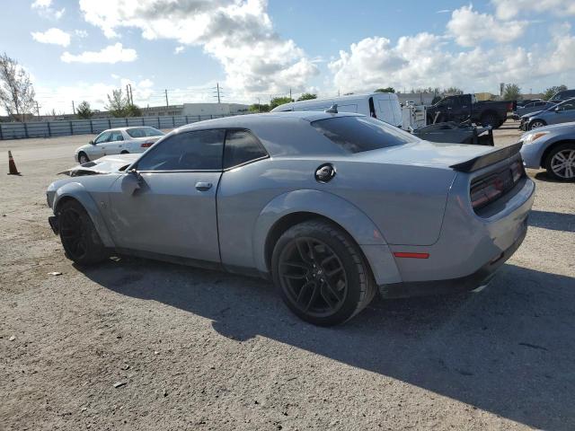 2C3CDZFJ6NH100357 - 2022 DODGE CHALLENGER R/T SCAT PACK GRAY photo 2