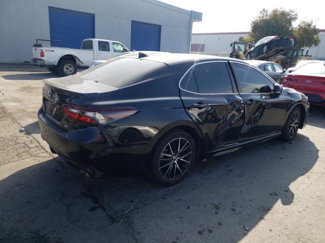 4T1G11AK5RU856848 - 2024 TOYOTA CAMRY SE NIGHT SHADE BLACK photo 3