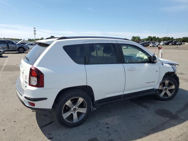 1C4NJDEB7GD573968 - 2016 JEEP COMPASS LATITUDE 白色 照片 3