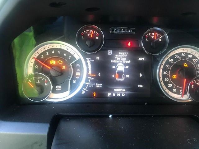 1C6RR7TT2KS654850 - 2019 RAM 1500 CLASS SLT 灰色 照片 9