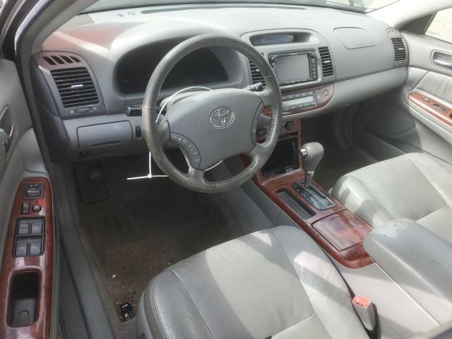 JTDBF30K750162421 - 2005 TOYOTA CAMRY LE GRAY photo 8