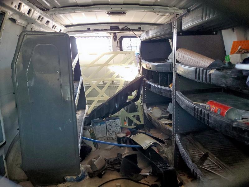 1GCSGAFXXD1175676 - 2013 CHEVROLET EXPRESS G1500 WHITE photo 10