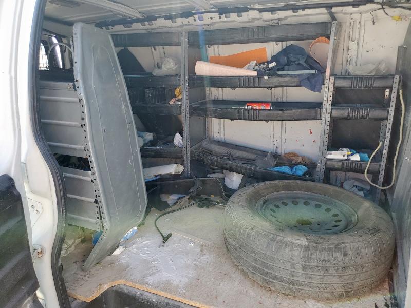 1GCSGAFXXD1175676 - 2013 CHEVROLET EXPRESS G1500 WHITE photo 11