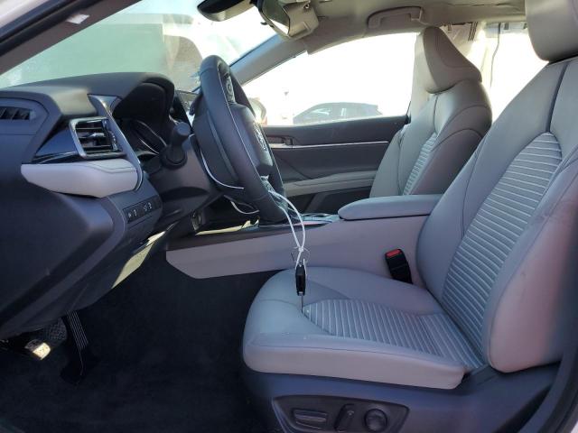 4T1G11AK0PU737019 - 2023 TOYOTA CAMRY SE NIGHT SHADE WHITE photo 7