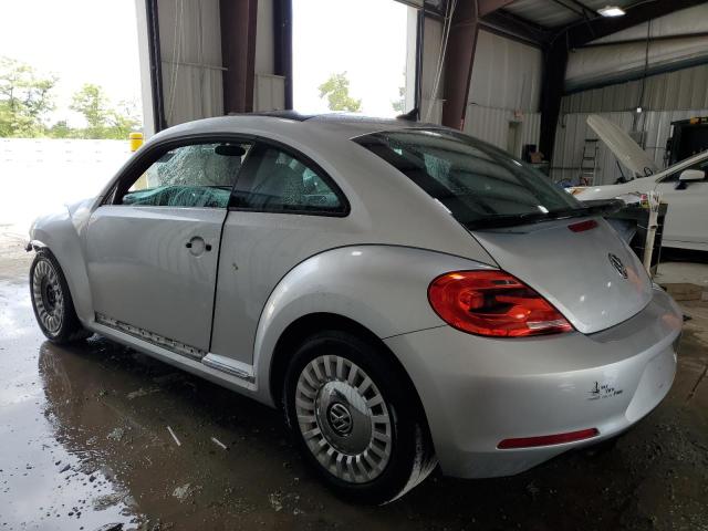 3VWJP7AT4DM657577 - 2013 VOLKSWAGEN BEETLE SILVER photo 2