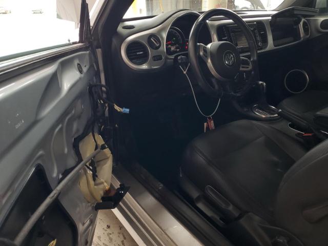 3VWJP7AT4DM657577 - 2013 VOLKSWAGEN BEETLE SILVER photo 8