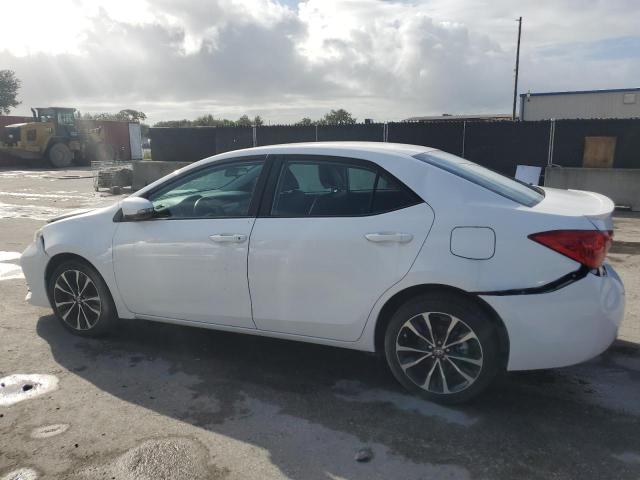 5YFBURHEXKP939621 - 2019 TOYOTA COROLLA L 白色 照片 3