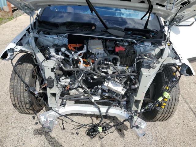 WB523CF04SCT34277 - 2025 BMW IX XDRIVE50 WHITE photo 11