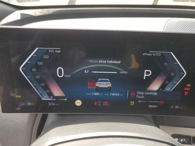 WB523CF04SCT34277 - 2025 BMW IX XDRIVE50 WHITE photo 9