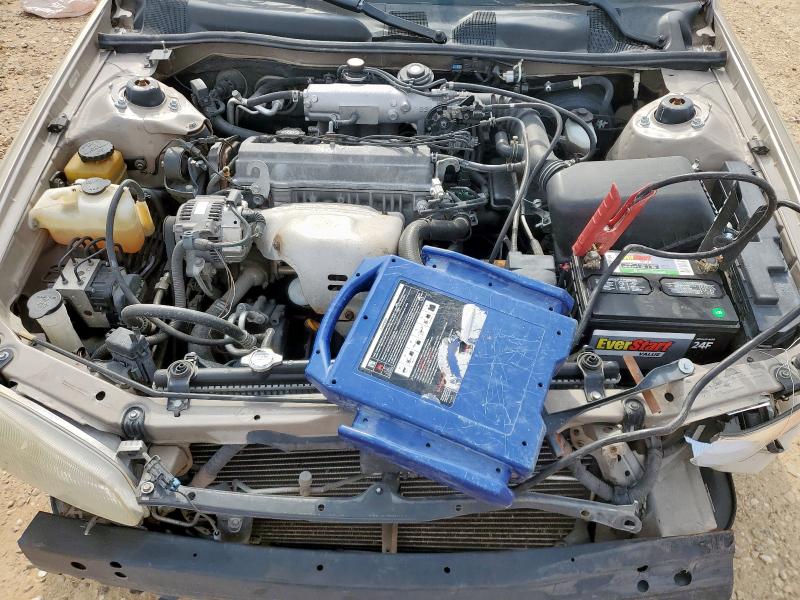 4T1BG22K5VU081927 - 1997 TOYOTA CAMRY CE GOLD photo 11