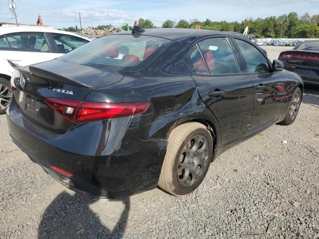 ZARFAEEN5J7583754 - 2018 ALFA ROMEO GIULIA TI Q4 BLACK photo 3