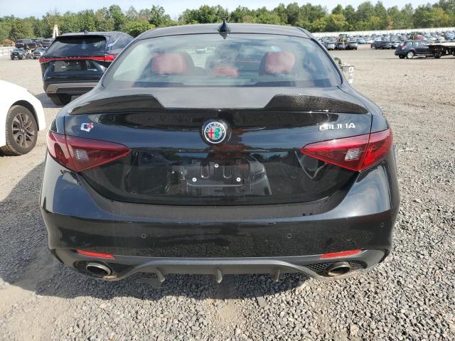 ZARFAEEN5J7583754 - 2018 ALFA ROMEO GIULIA TI Q4 BLACK photo 6