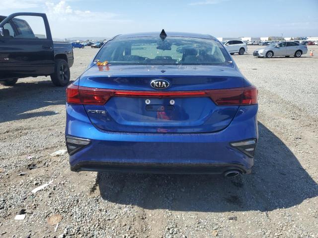 3KPF24AD7KE121826 - 2019 KIA FORTE FE BLUE photo 6