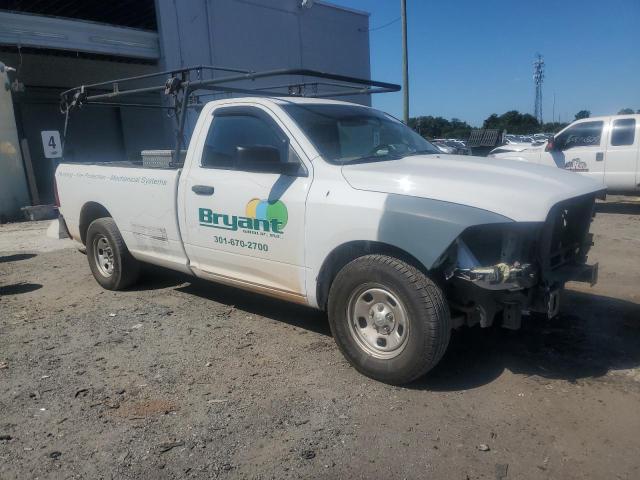 3C6JR6DG9JG186050 - 2018 RAM 1500 ST WHITE photo 4