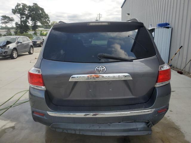 5TDZK3EH2CS065810 - 2012 TOYOTA HIGHLANDER BASE رمادي صورة 6