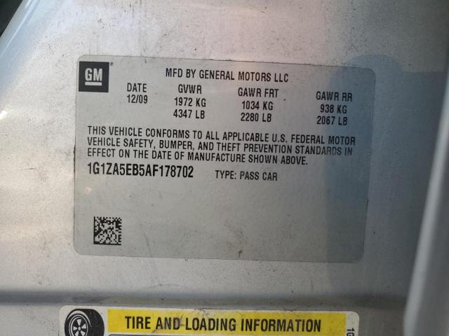 1G1ZA5EB5AF178702 - 2010 CHEVROLET MALIBU LS SILVER photo 12