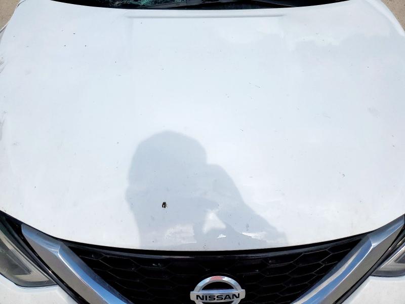 3N1AB7AP5KY289066 - 2019 NISSAN SENTRA S 白色 照片 11